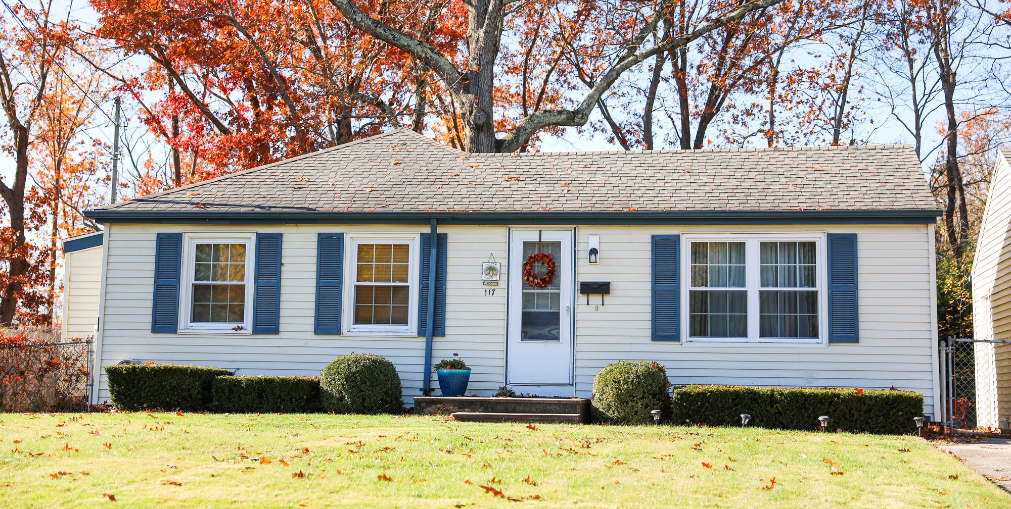 White house with blue trim in the Dayton Metro Area.